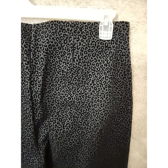 Ann Taylor Side Zip Ankle Pant Women L Black Velvet Leopard Print Bi-Stretch NEW - Picture 5 of 8